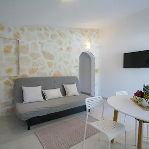  Apartman Summerhouse